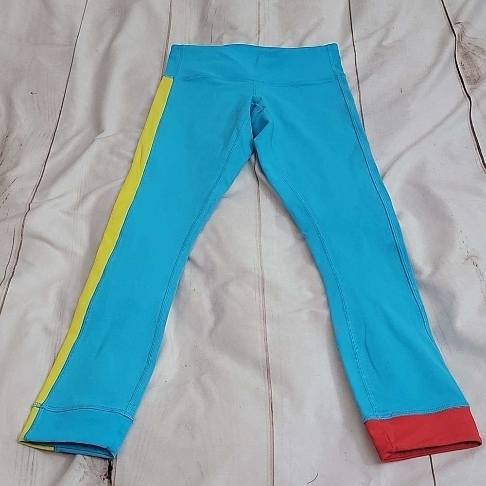 Lululemon Amped Crop Legging Color Block Blue (Sky) Yellow Red Accent size 2